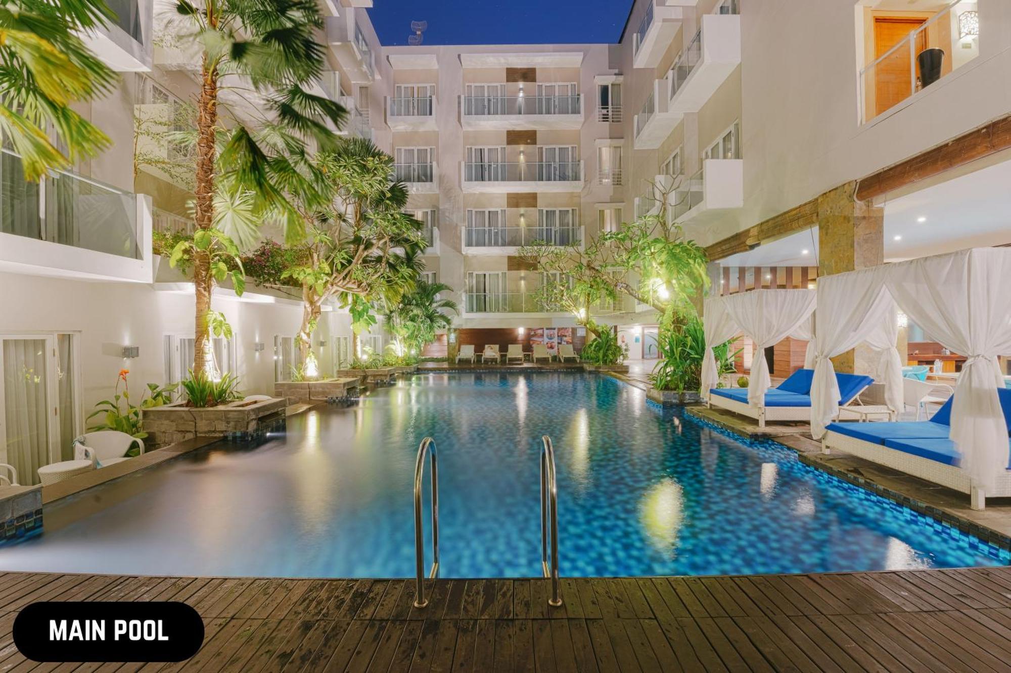 Grand Ixora Kuta Resort Exterior foto