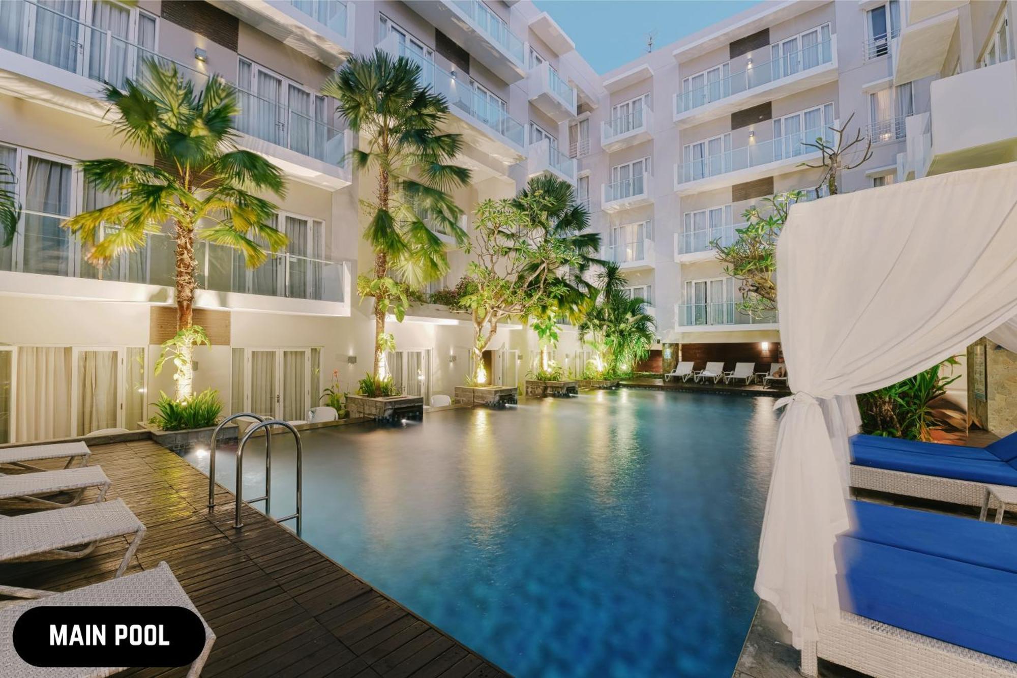 Grand Ixora Kuta Resort Exterior foto